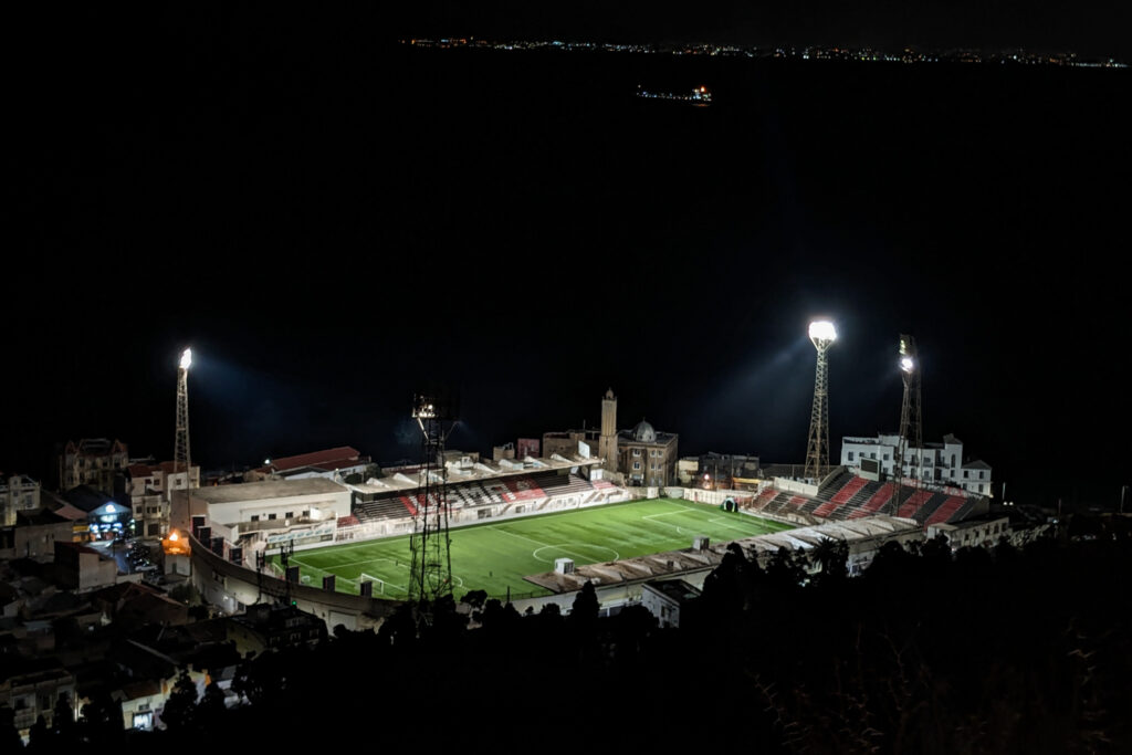 Stade Omar Hamadi